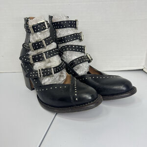 Freebird Women's Felicity Strappy Buckle Rock Heeled Zip Back Bootie Black 10